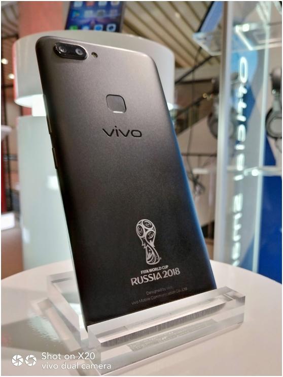 vivo X20 FIFA特别版手机亮相，18年俄罗斯世界杯看点十足