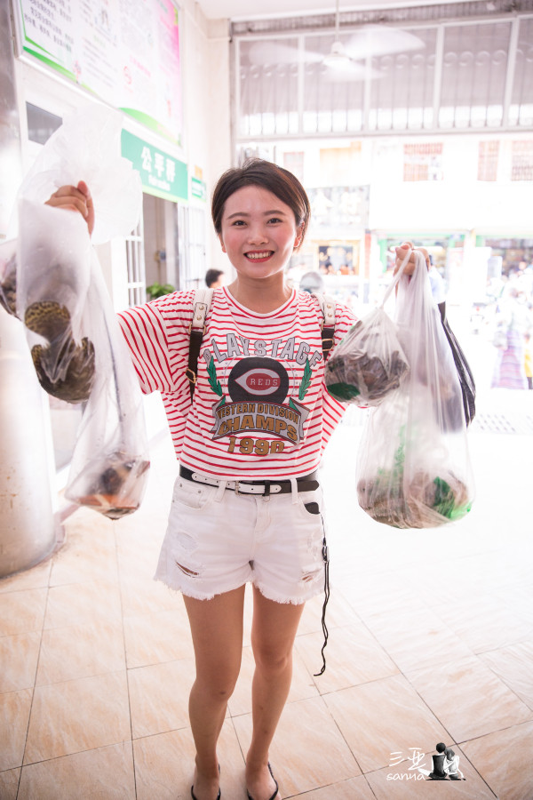 夏日，带着我最心爱的她，去看三亚这片宁静的海！