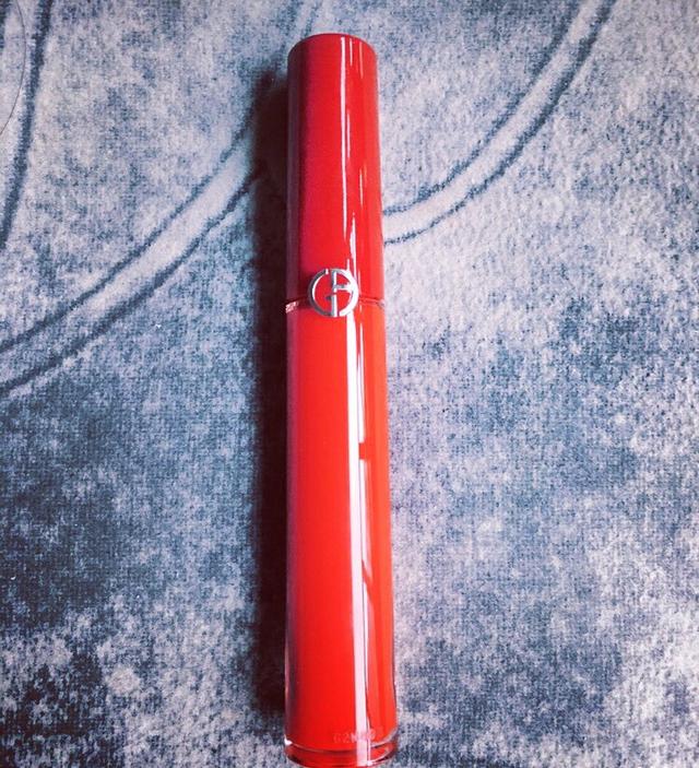 好用又好看的口红哪里找？作者亲测总有一款适合你！