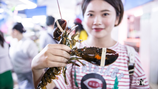 夏日，带着我最心爱的她，去看三亚这片宁静的海！