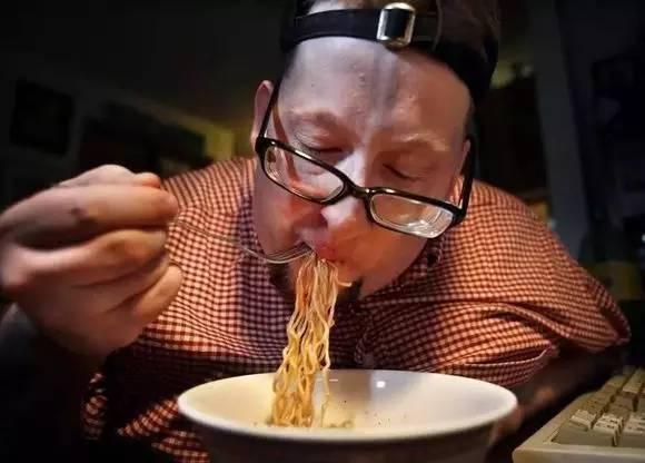 首富也吃方便面？你以为方便面还是你想的那样吗？