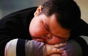 新加坡孩童越来越肥胖，13岁男生竟有59寸腰围