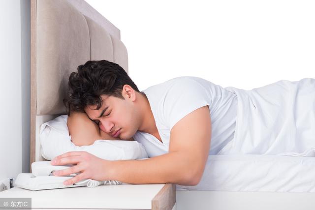 长期睡眠不足寿命减1成 常吃这些食物睡的香
