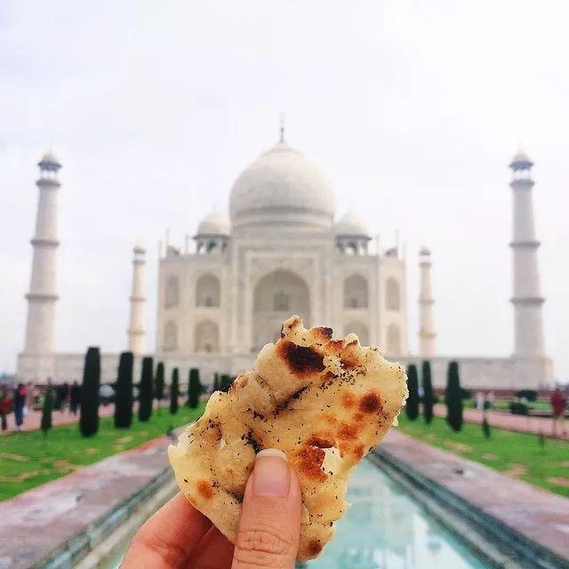 ins上最火的旅行达人，用“美食自拍”俘获400000+的吃货