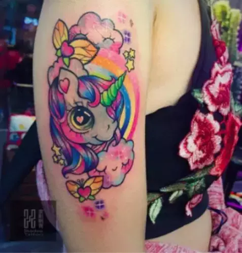 小猪佩奇身上纹，打卡新加坡皮影刺青（SHADOW TATTOO）潮skr人
