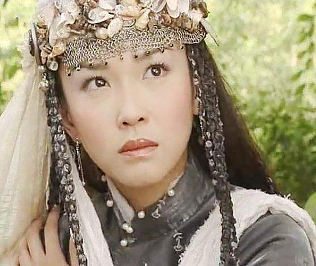范文芳：古装扮相惊艳绝俗，不愧是“新加坡第一美女”！