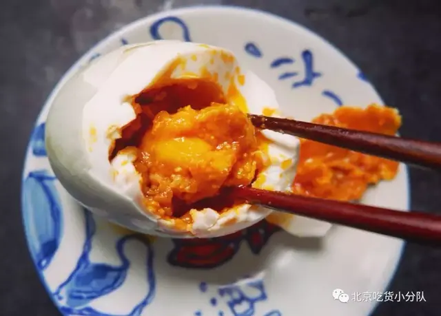 一颗咸蛋黄，可以配一切