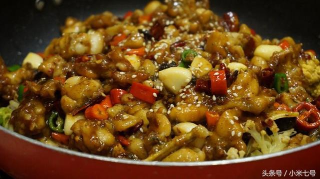 专业做田鸡二十年的田鸡世家，酱烧味跟香茅味田鸡引爆味蕾