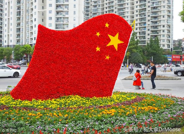 国庆节的来历，看看各国国庆节都在干什么