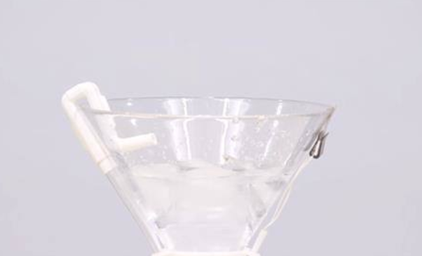 新加坡研制出Vocktai玻璃杯，人人都能成为千杯不倒的终极酒神！
