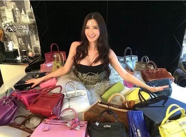 新加坡“冷冻大婶”还晒包吗？知道这些都是温州货吗？