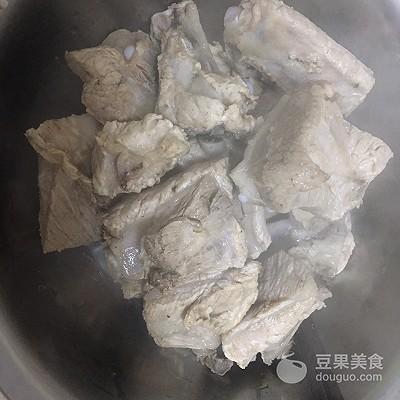 新加坡肉骨茶的做法