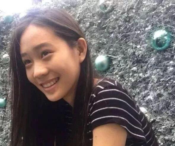 李连杰在新加坡长大的女儿首次曝光！