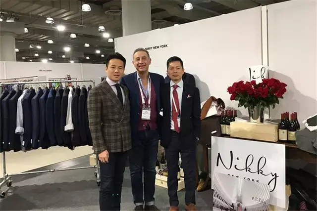 宁波这款打磨了8年的顶级手工定制西服，我一点也舍不得推荐给你