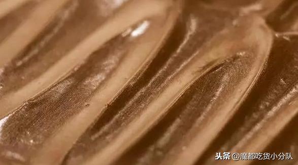 黑了我们很久的蛋糕店，今年变了