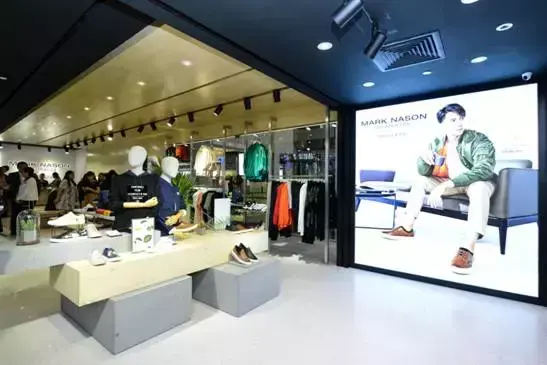 斯凯奇MARK NASON品牌概念店首次亮相新加坡，未来将进入中国市场