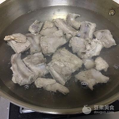 新加坡肉骨茶的做法