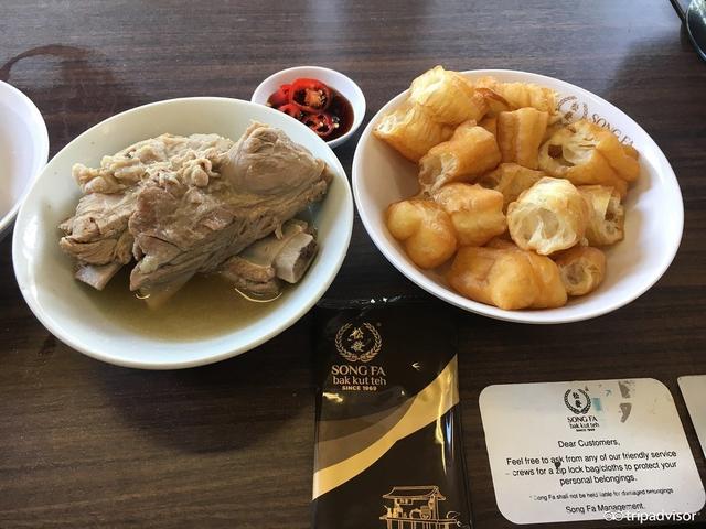 一场国家级的吃货狂欢即将在狮城上演！15道新加坡超高人气美食