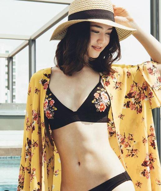 全球时尚圈在等她长大！中澳混血的她21岁成为香奈儿全球御用模特