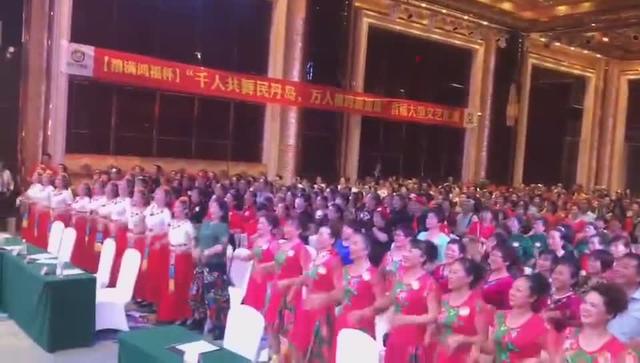 “千人共舞民丹岛，万人横跨新加坡”文艺汇演开赛！