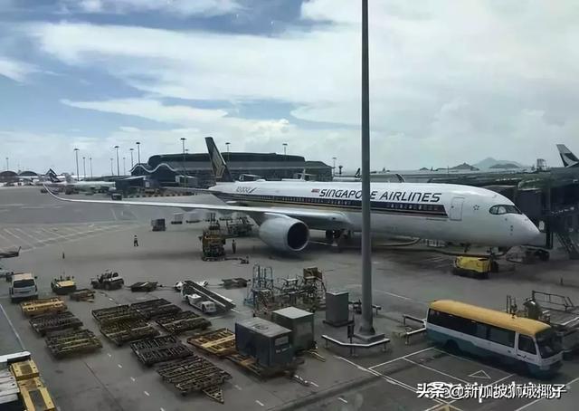 新加坡航空又拿全球第一，揭秘最高大上的商务舱体验！