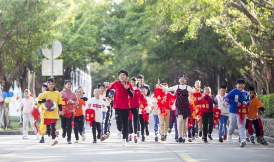 开启第六年的新春约定：过年就看《过年啦》
