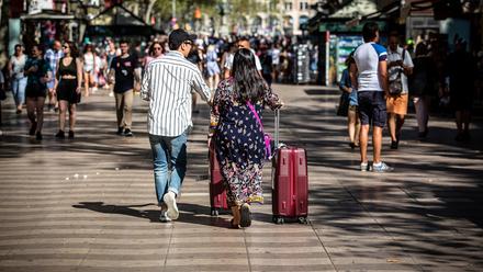 上海资深旅游人：40年前的旅游是奢侈品，今天有些旅游产品便宜得让人看不懂