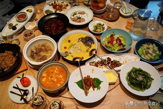 在厦门，一顿午饭吃了1200元，家人还直说便宜，这才是福建好味道