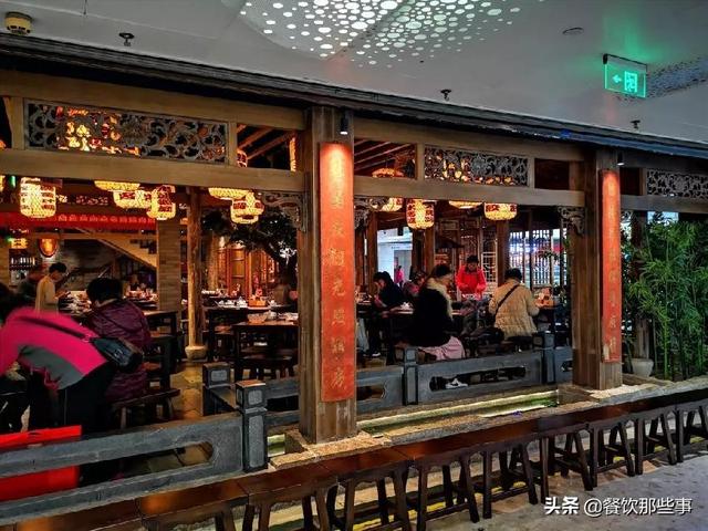 小店自夸“研究所”，大店谦称“大排档”，广州餐饮这是闹哪样？