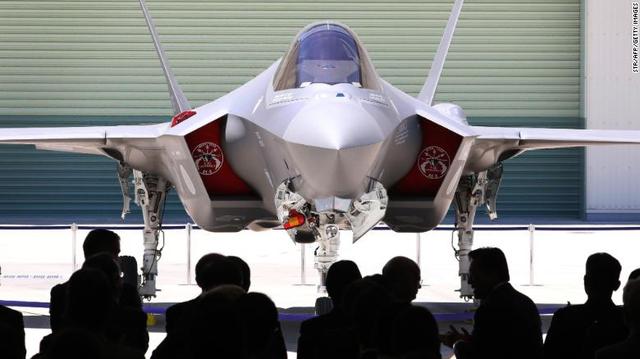 日本F-35A战机黑匣子残骸已经找到，“中国造”打捞船立大功