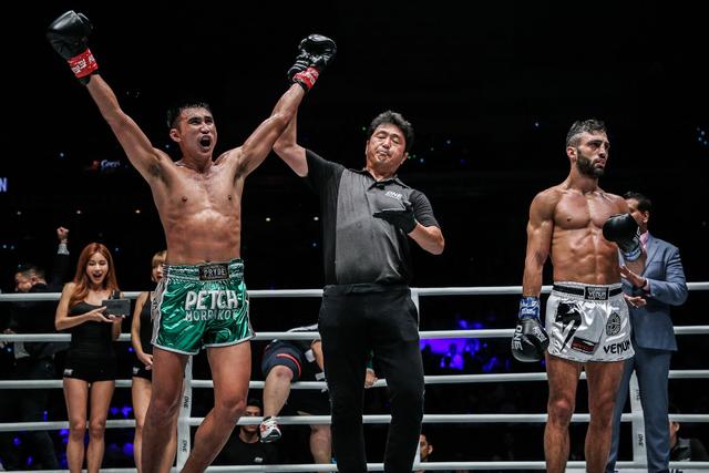 ONE冠军赛野心勃勃！综合格斗紧追UFC，又想确立踢拳世界第一地位