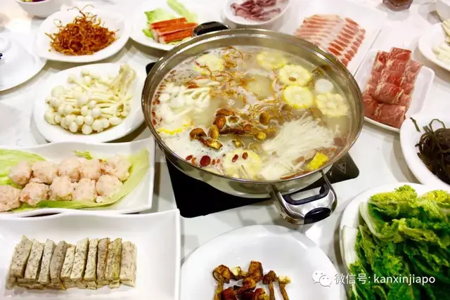 在新加坡花$30就能吃到火遍广东的养生猪肚鸡火锅