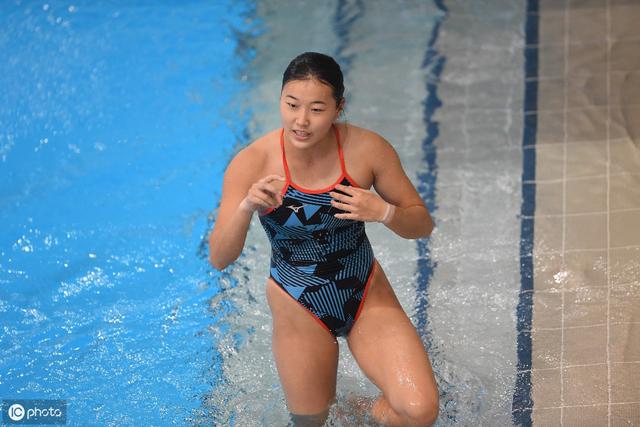 3米春波德女子半决赛B在菲娜跳水大奖赛在OCBC水上新加坡举行