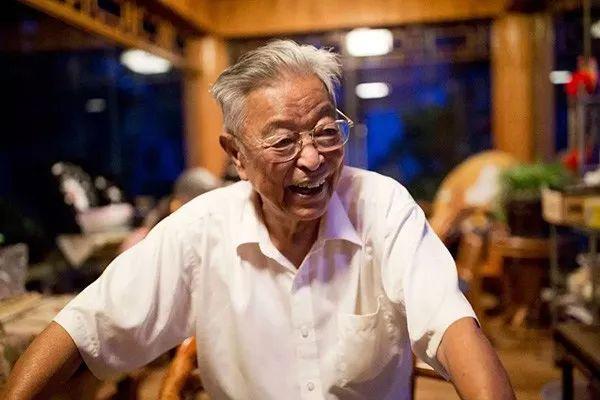 91岁褚时健，走了……从烟王到橙王，一代传奇落幕！