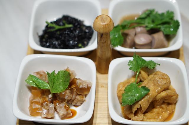 新加坡米其林一星的福建餐厅，北京分店4人餐318元能吃到8种美食