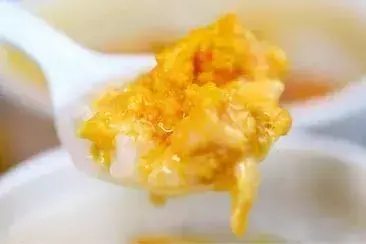 新加坡这些咸蛋黄食品好吃到流口水，制作方法奉上