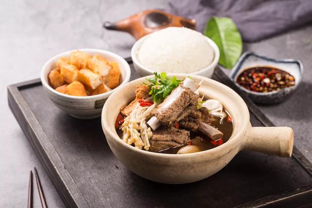 厦门宸洲洲际酒店推出东南亚主题美食自助餐，多重美味随心搭配