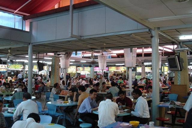 吃在新加坡 | 四大地方 · 十大名菜！