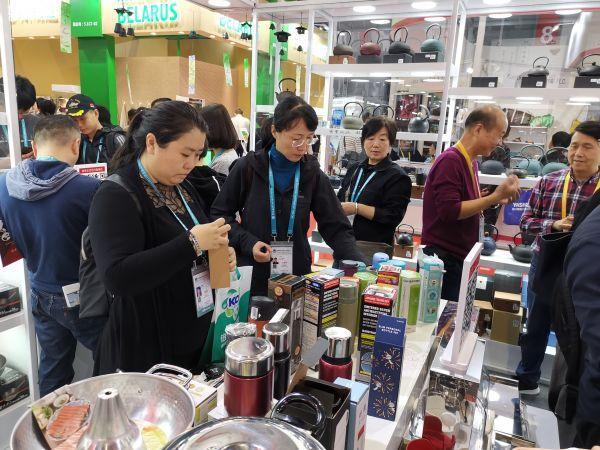 进博会上也能淘便宜好货，这些双十一还有优惠