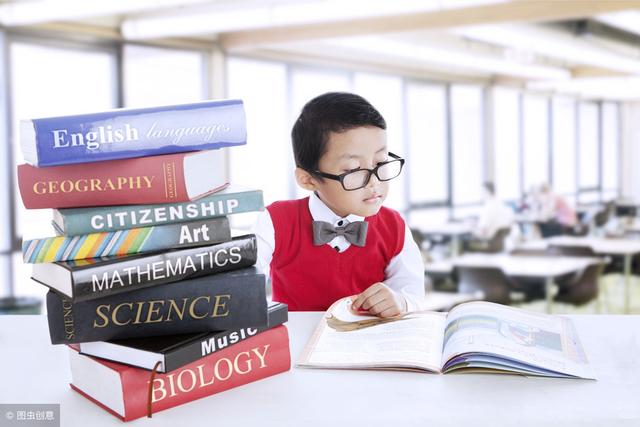 父母必读：那些会很多英语、认识很多字的孩子，上学后成绩好吗？