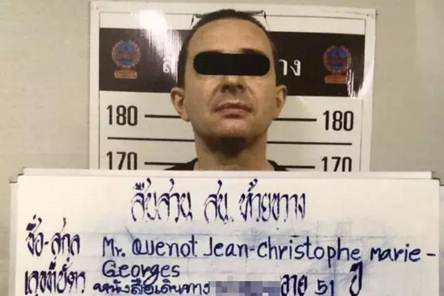 新加坡教育部老师在泰国被捕！搜出大量他和未成年人视频......