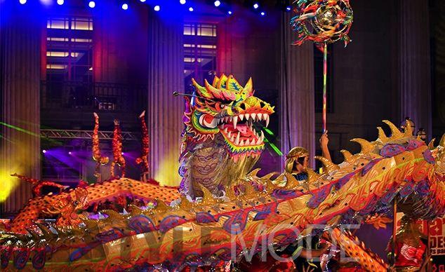 当国内春节气氛越来越淡的时候，新加坡却把春节过到了一种极致