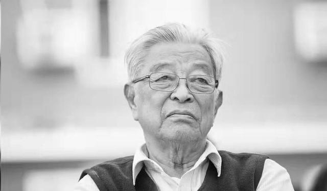 91岁褚时健走了，从"烟王"到"橙王"，一代传奇落幕