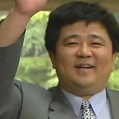 孙胖子的幸福生活：从事无巨细的居委会主任，到想方设法和居委会作对的退休大爷