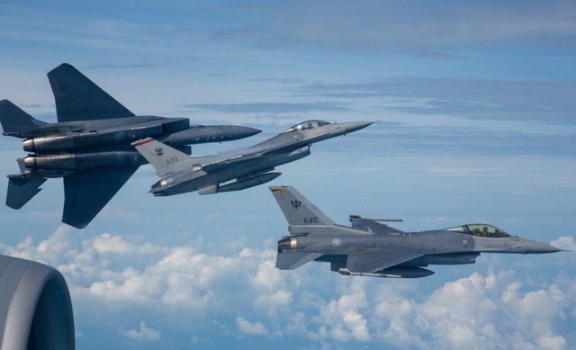 新加坡空军远征太平洋：将战斗机部署关岛！美国居然同意了
