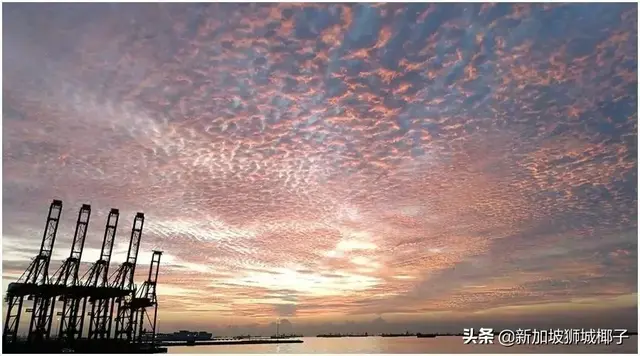 刚刚！你朋友圈被新加坡这个惊艳美景刷屏了吗？