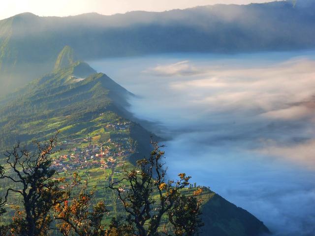 东爪哇到巴厘岛，上山下海地狱天堂走一圈