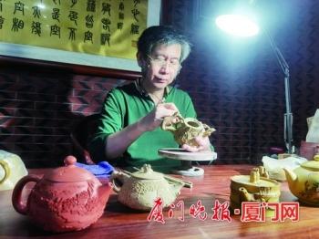 传统雕刻结合紫砂陶艺，厦门这位玄雕名匠作品受藏家喜爱「组图」