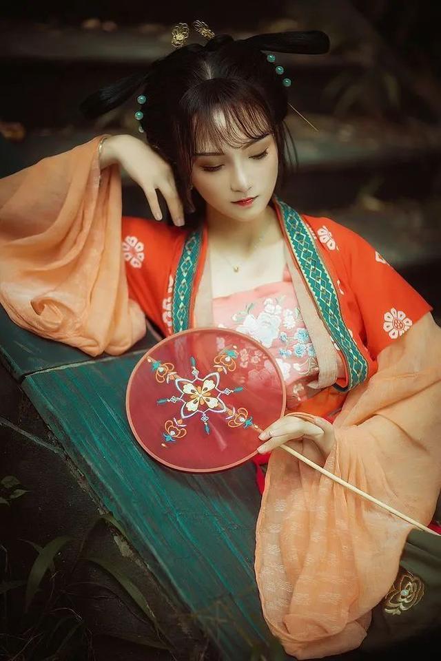 文化圈层 | 汉服：发展与复兴