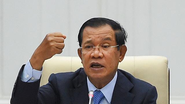 柬埔寨首相洪森宣布该国完成首次石油开采：“经济新成就”